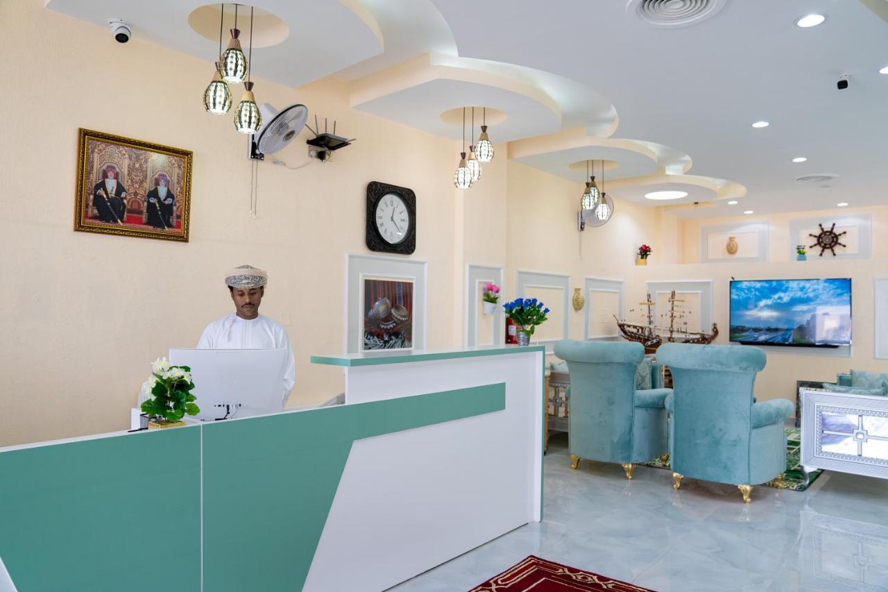 Arkan Al Barzah Hotel Apartment スール エクステリア 写真