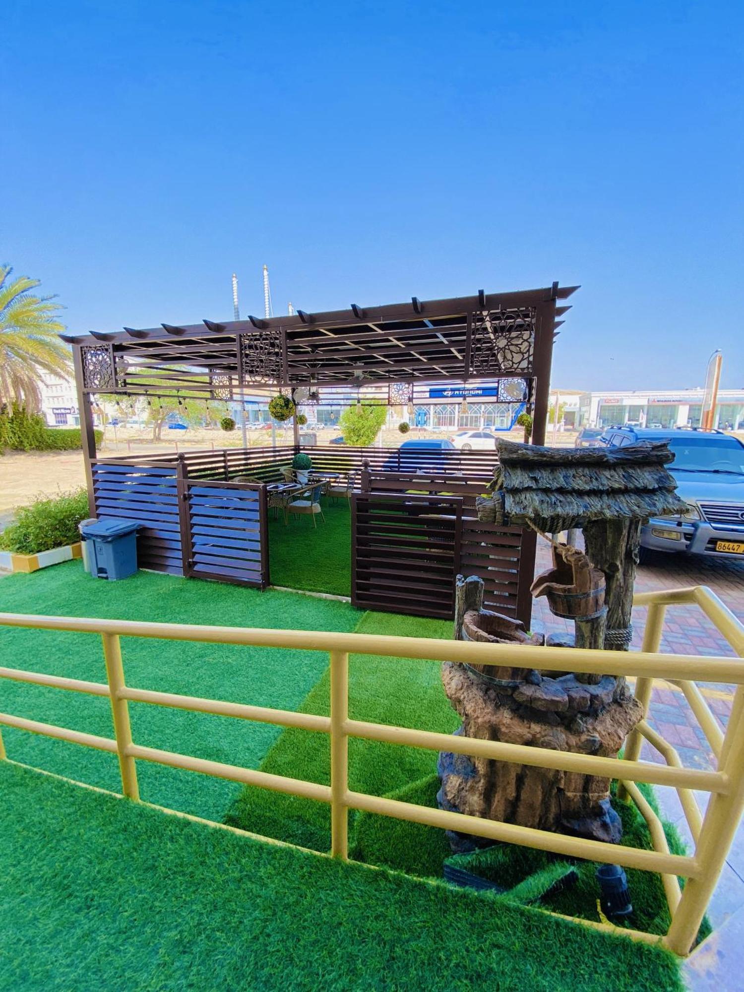 Arkan Al Barzah Hotel Apartment スール エクステリア 写真